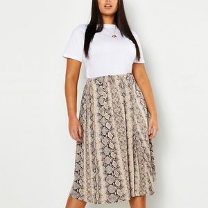 Boohoo anima print midi skirt